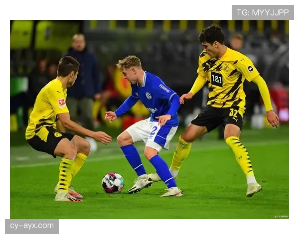 贝肯鲍尔战术复兴：经典足球理念与现代比赛的深度融合